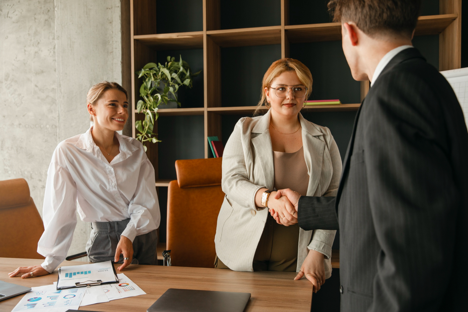 Как правильно выдавать и отзывать доверенности